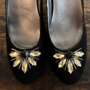Tahari Black Heels Rhinestones Size 10